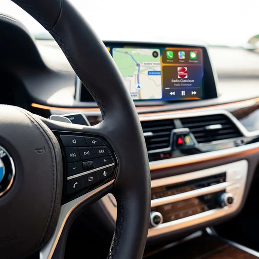 Peut-on garder ses commandes au volant avec un écran CarPlay Android ?